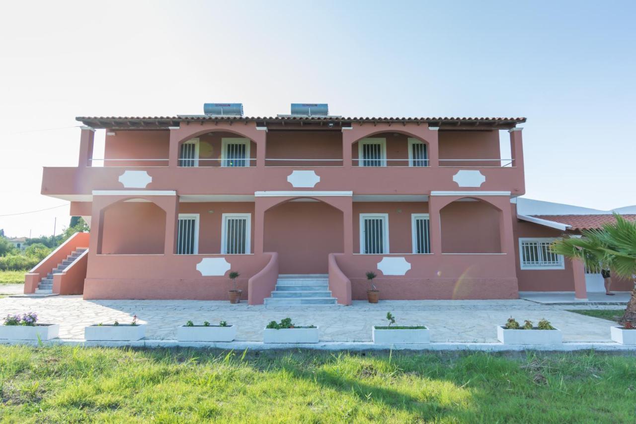 Melador Beachfront Apartments Kávos Exterior foto